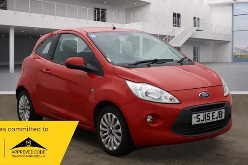 Used Ford Ka Zetec 69 HP (50 kW) 2015 Red Hatchback