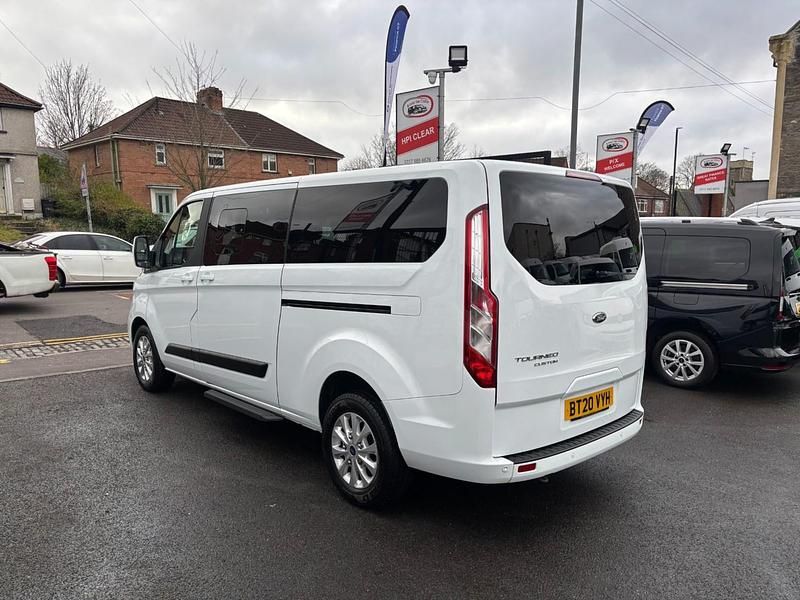 Used Ford Tourneo Custom Zetec 130 HP (95 kW) 2020 White Van
