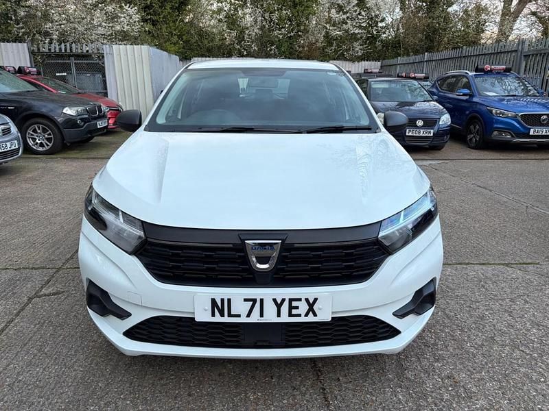 Gebraucht Dacia Sandero Essentiel 91 PS (66 kW) 2022 Weiß Kleinwagen