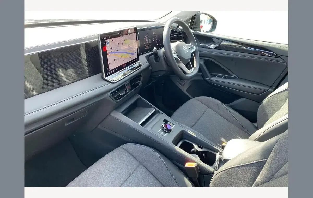 Usado VW Tiguan Life 204 HP (150 kW) 2026 Cinzento SUV