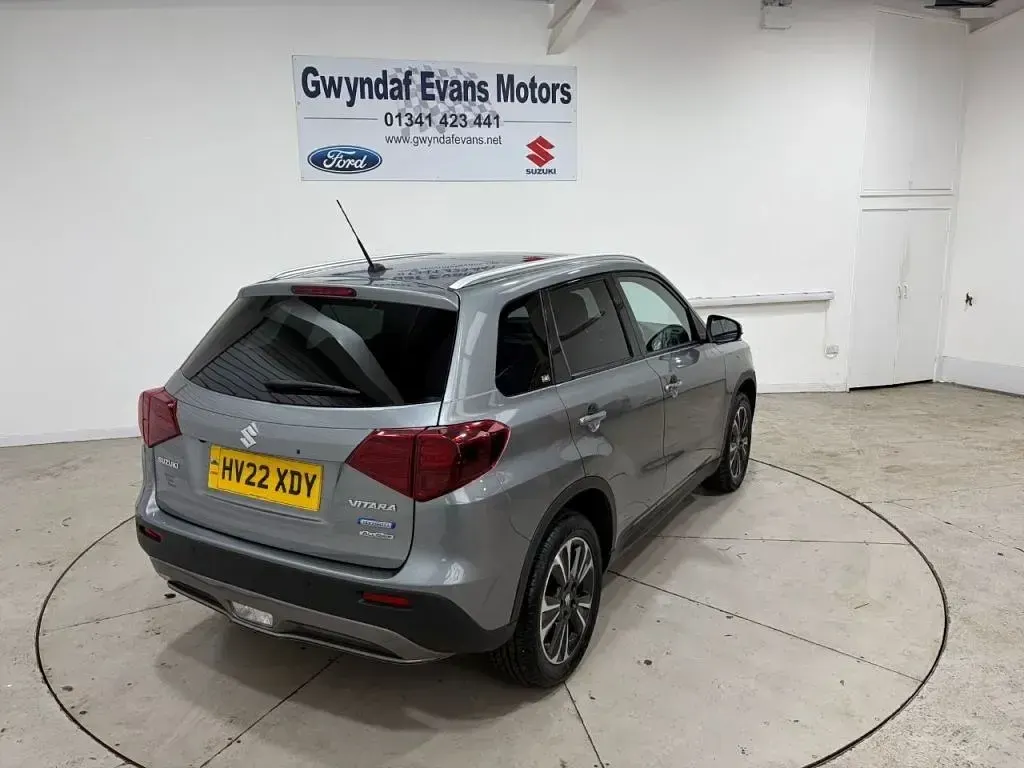 Second-hand Suzuki Vitara SZ5 2022 Gri SUV
