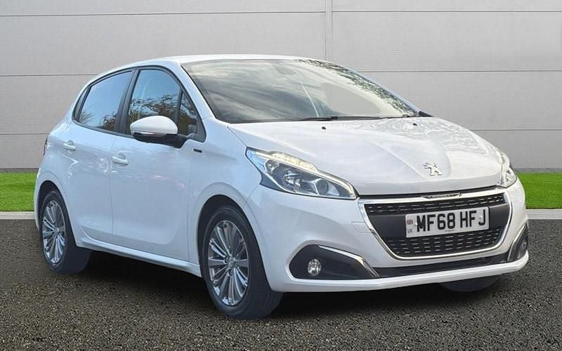 Used 2019 Peugeot 208 Signature Sky Hatchback | £7,495 (Fair price) - Image 1/4