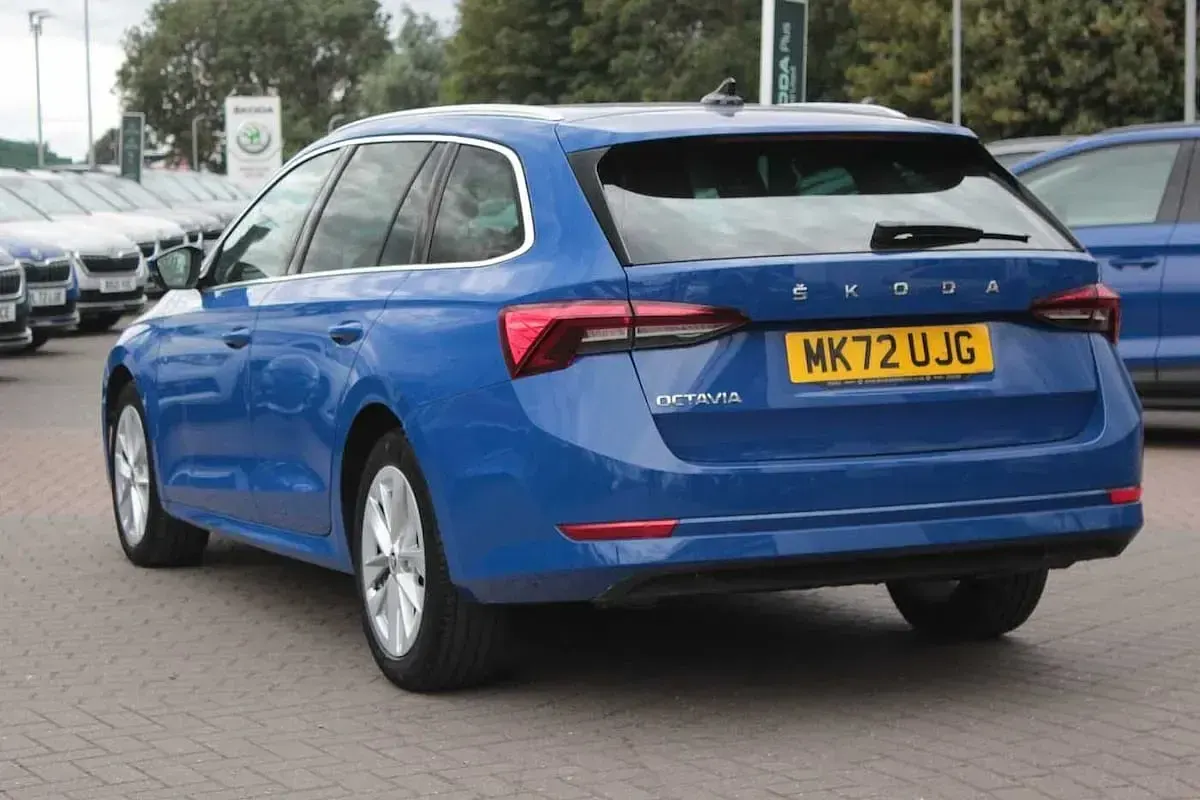 Used Skoda Octavia SE L 150 HP (110 kW) 2022 Energy blue Estate