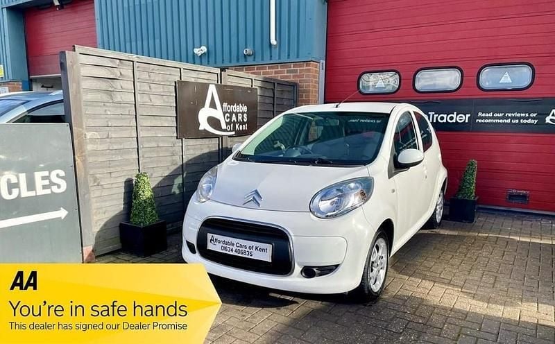 White Used 2011 Citroën C1 VTR Sport Hatchback | £7,695 (Expensive) - Image 1/2
