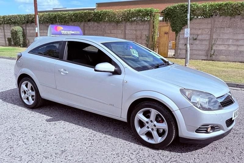 Silver Used 2009 Vauxhall Astra SRi Hatchback | £1,499 (Good price) - Image 1/1