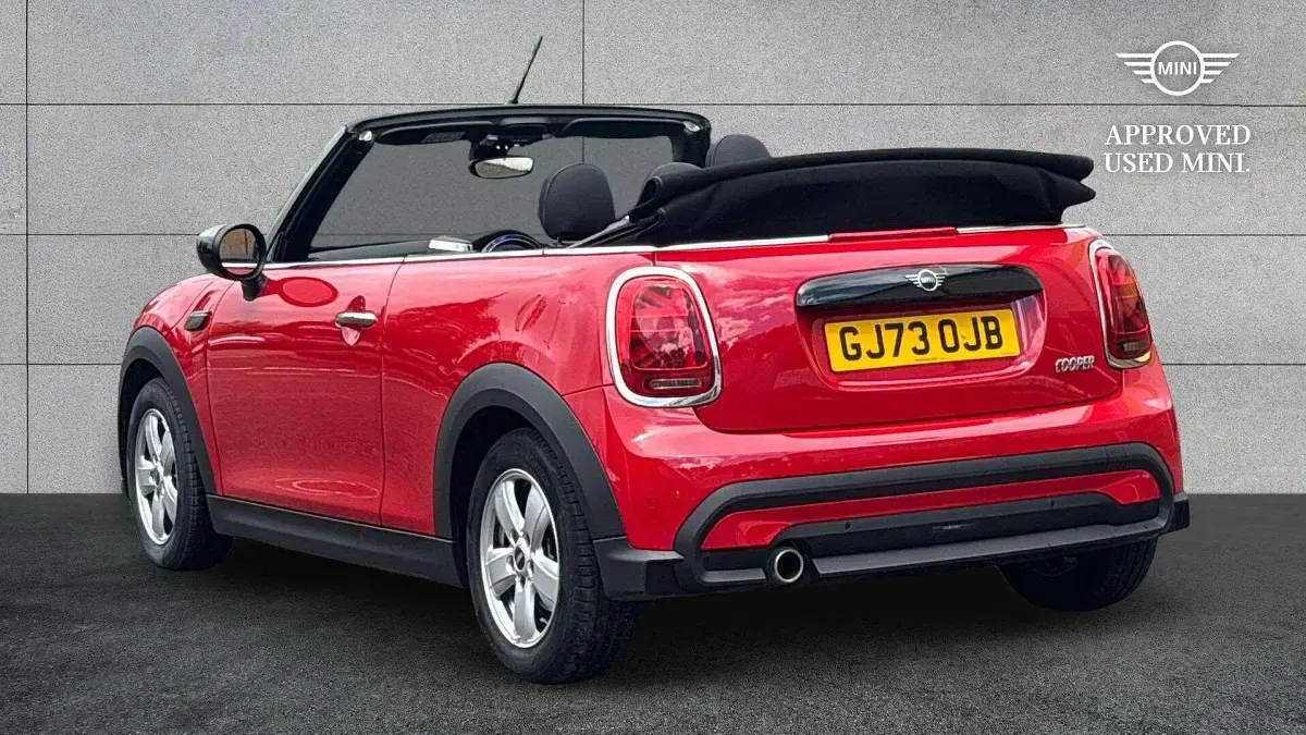 Used Mini Cooper Classic 134 HP (98 kW) 2023 Red Hatchback