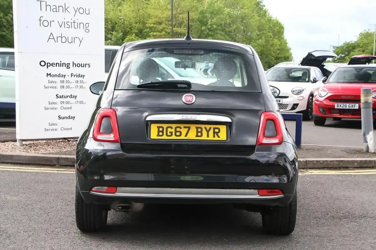 Used Fiat 500 Lounge 69 HP (50 kW) 2017 Black Hatchback