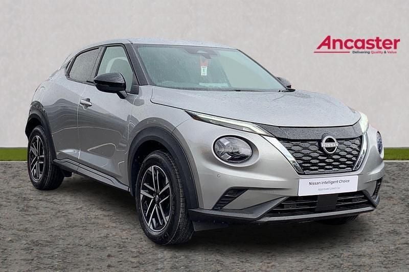 Blade silver New 2025 Nissan Juke N-Connecta SUV | £21,575 (Super price) - Image 1/4