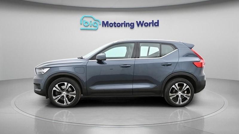 Used Volvo XC40 Inscription 2022 Blue SUV