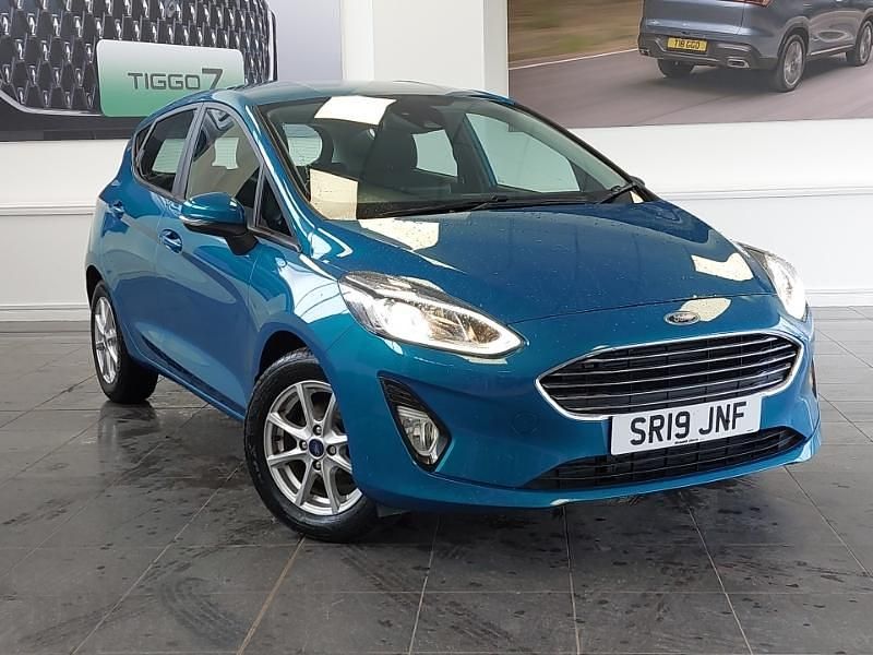 Used Ford Fiesta Zetec 100 HP (73 kW) 2019 Blue Hatchback