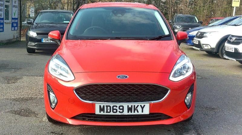 Używany Ford Fiesta Trend 95 KM (69 kW) 2020 Czerwony Hatchback