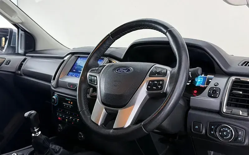 Used Ford Ranger Limited 170 HP (125 kW) 2022 White Pickup