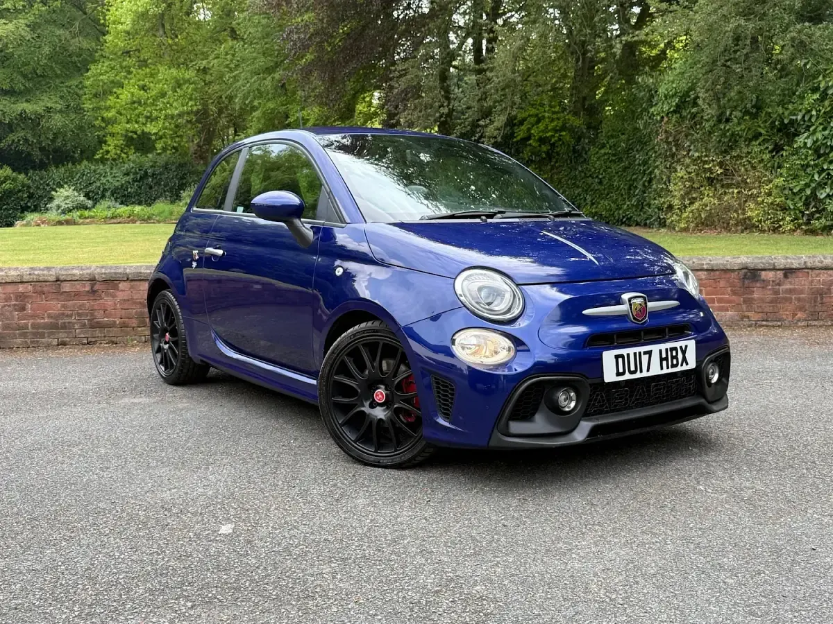 Used Abarth 595 145 HP (106 kW) 2017 Blue Hatchback