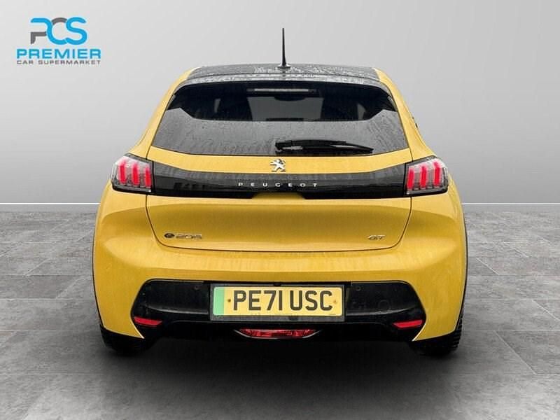 Used Peugeot e-208 Premium 100 kW (136 HP) 2021 Yellow Hatchback