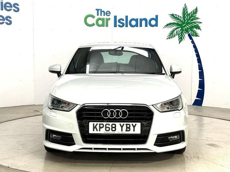 Used Audi A1 S-Line 95 HP (69 kW) 2018 White Hatchback