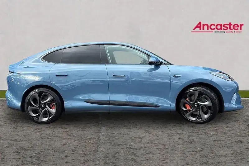 Used MG IM6 553 kW (752 HP) 2025 Blue SUV