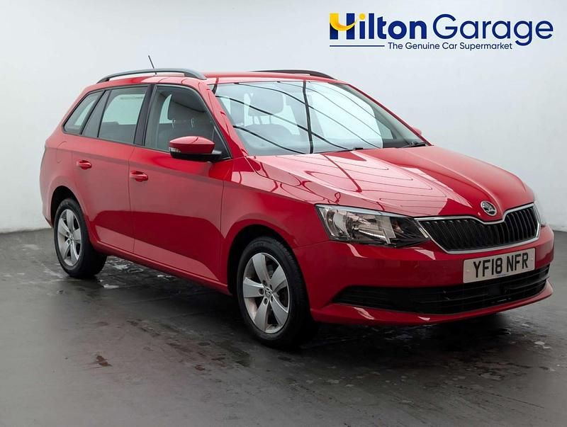 Used Skoda Fabia SE 110 HP (80 kW) 2018 Red Estate