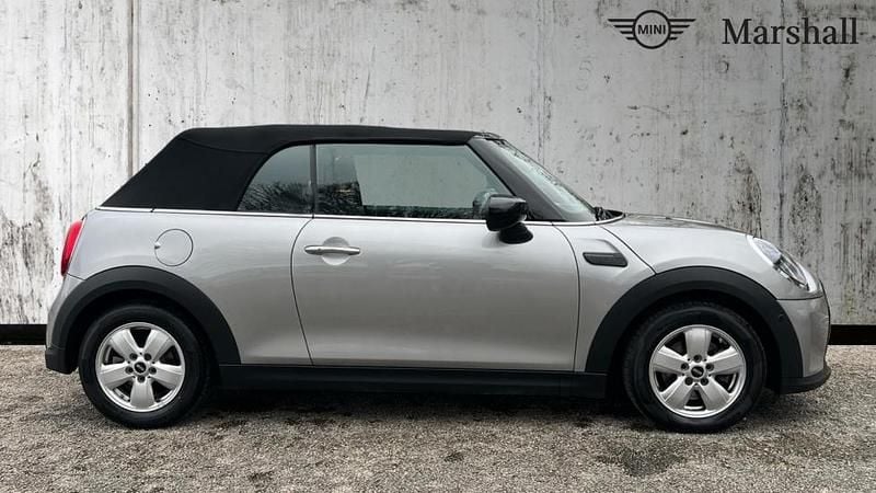 Used Mini Cooper Classic 136 HP (100 kW) 2023 Silver Hatchback
