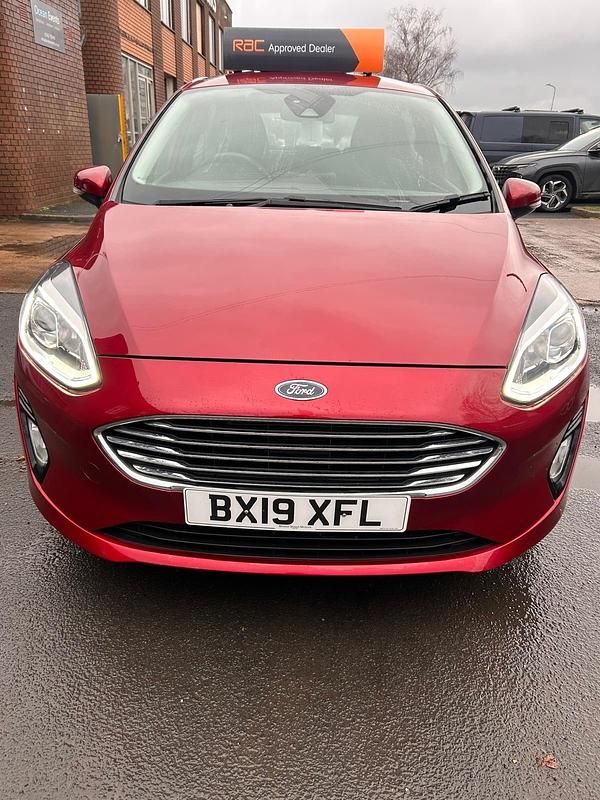 Used Ford Fiesta Zetec 2019 Red Hatchback