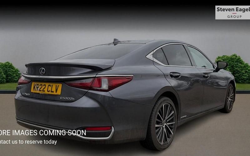 Used Lexus ES300H 218 HP (160 kW) 2021 Sedan