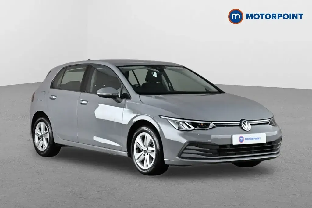 Used VW Golf VIII Life 131 HP (96 kW) 2023 Hatchback