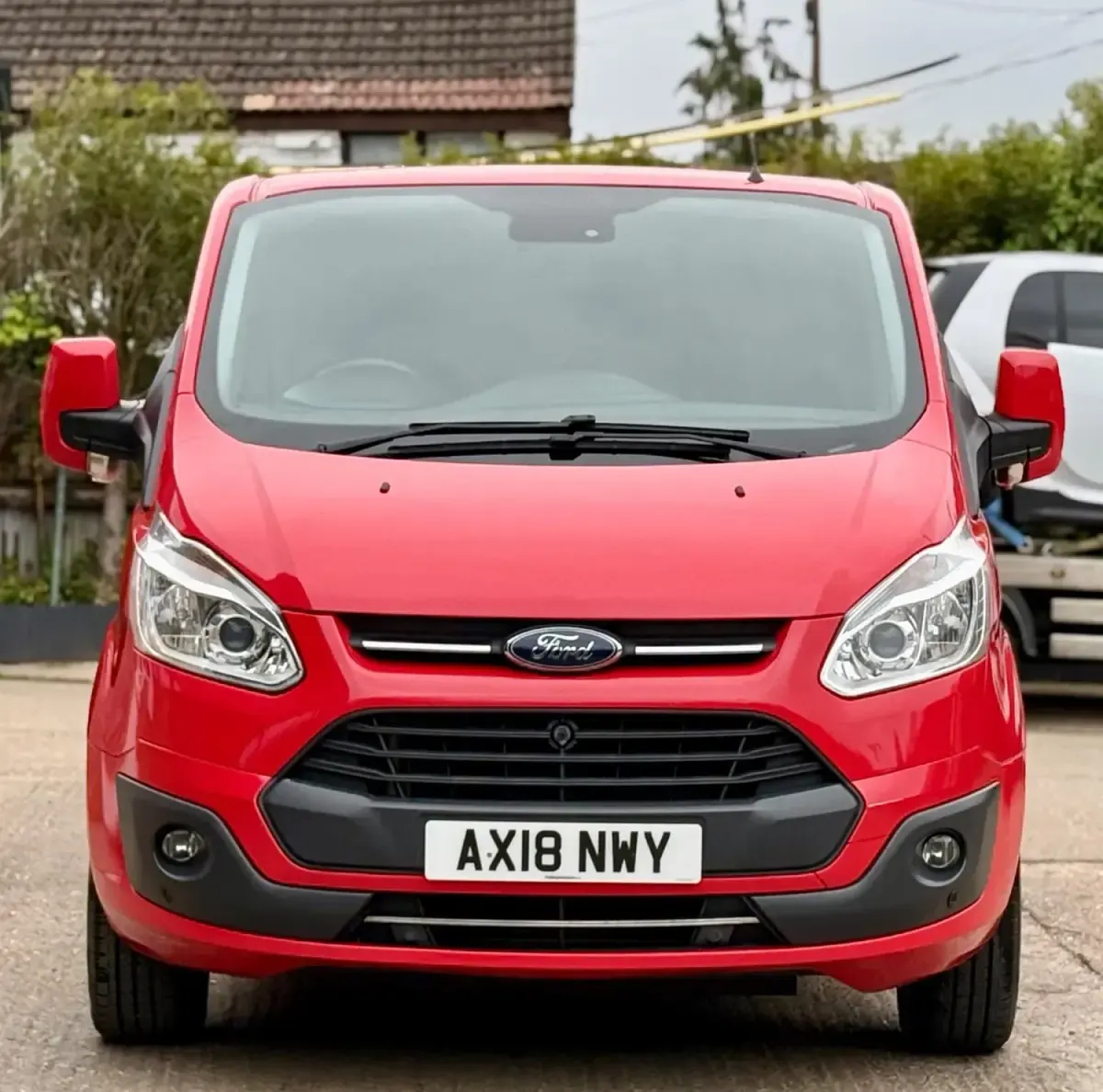 Begagnad Ford Transit Custom Limited 2018 Röd