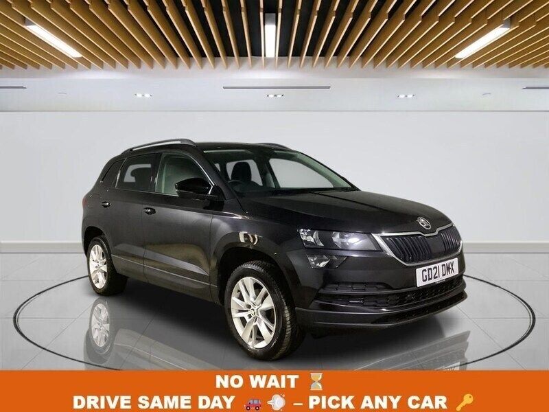 Black Used 2021 Skoda Karoq SE Technology SUV | £14,049 (Fair price) - Image 1/3