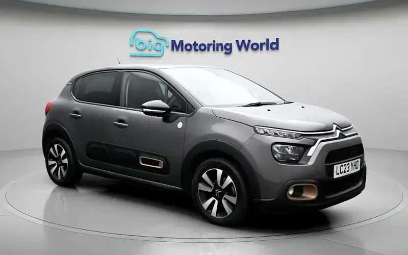 Begagnad Citroën C3 PureTech 83 HK (61 kW) 2023 Grå Halvkombi
