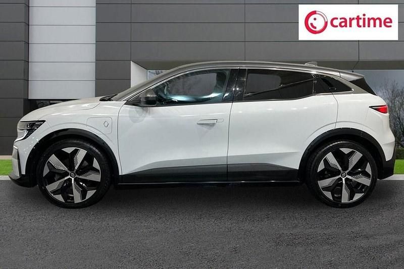 Used Renault Mégane IV Techno 161 kW (220 HP) 2023 White Hatchback