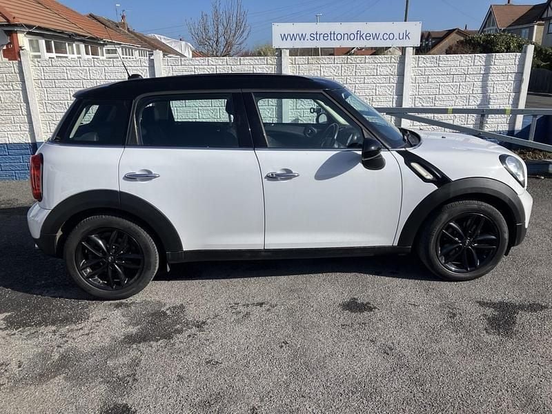 Used Mini Cooper D Countryman 112 HP (82 kW) 2014 White SUV