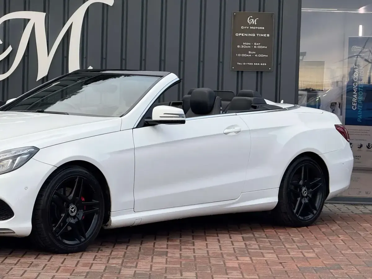 Usado Mercedes E220 AMG line 2016 Branco Cabrios