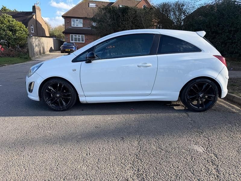 Used Vauxhall Corsa Edition 2013 White Hatchback
