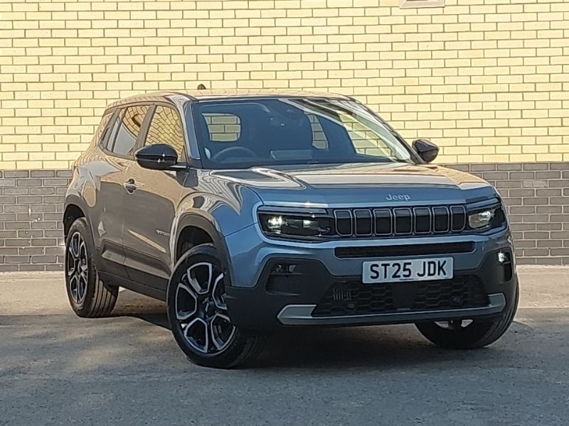 Special solid snow white New 2025 Jeep Avenger Summit SUV | £25,498 (Fair price) - Image 1/4