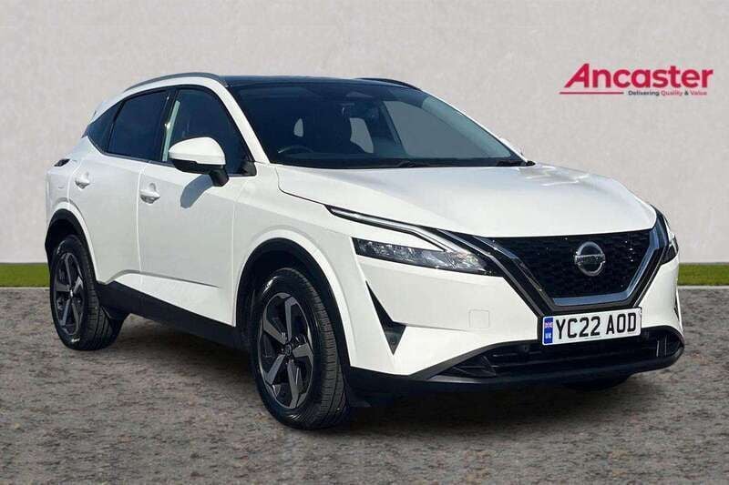 White Used 2022 Nissan Qashqai N-Connecta SUV | £19,975 (Fair price) - Image 1/4