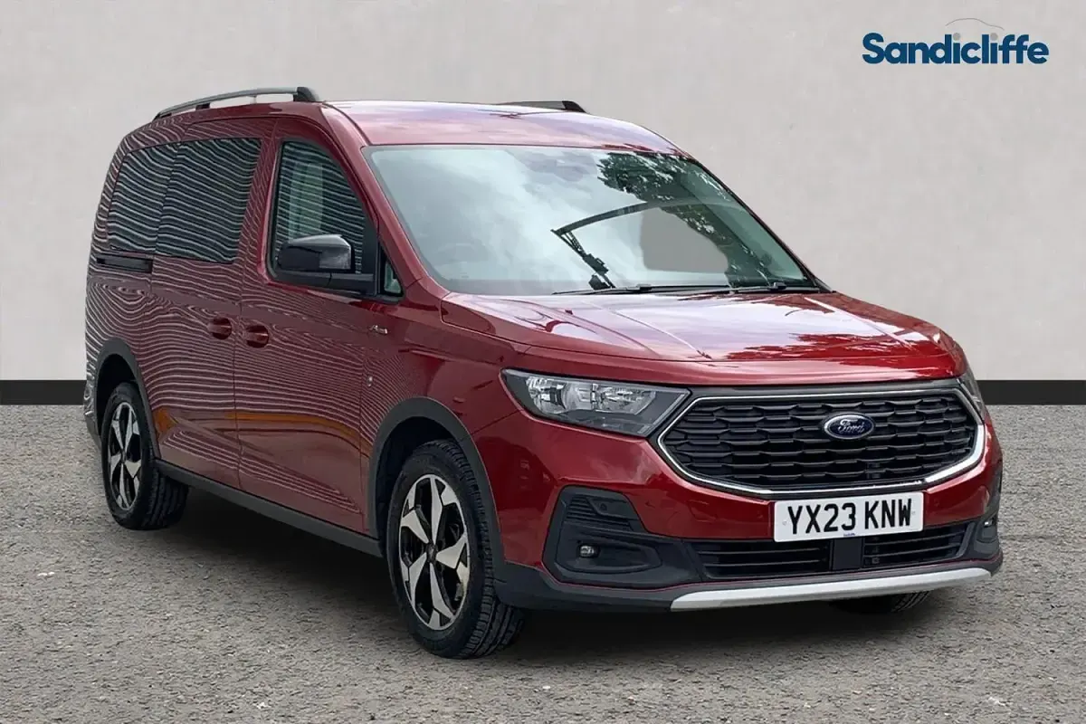 Used Ford Tourneo Active 114 HP (83 kW) 2023 Estate