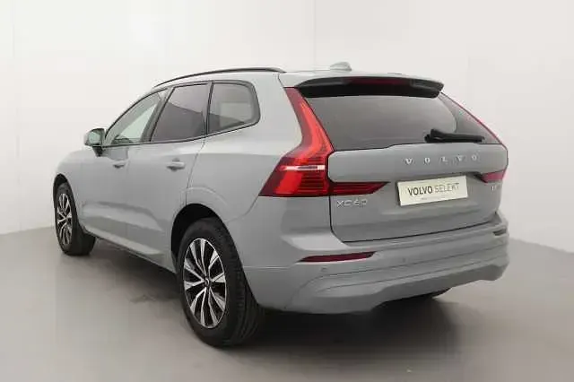 Used Volvo XC60 Core 247 HP (181 kW) 2024 SUV