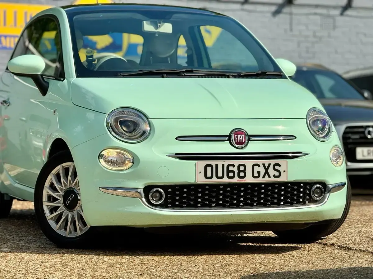Used Fiat 500 Lounge 69 HP (50 kW) 2018 Green Hatchback