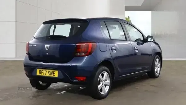 Used Dacia Sandero Lauréate 90 HP (66 kW) 2017 Blue Hatchback