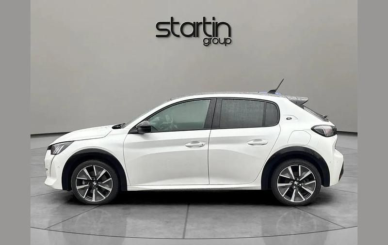 Used Peugeot e-208 GT 100 kW (136 HP) 2021 White Hatchback