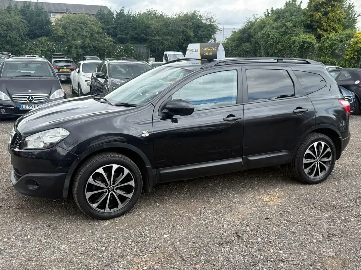 Used Nissan Qashqai +2 360º 110 HP (80 kW) 2013 Black SUV