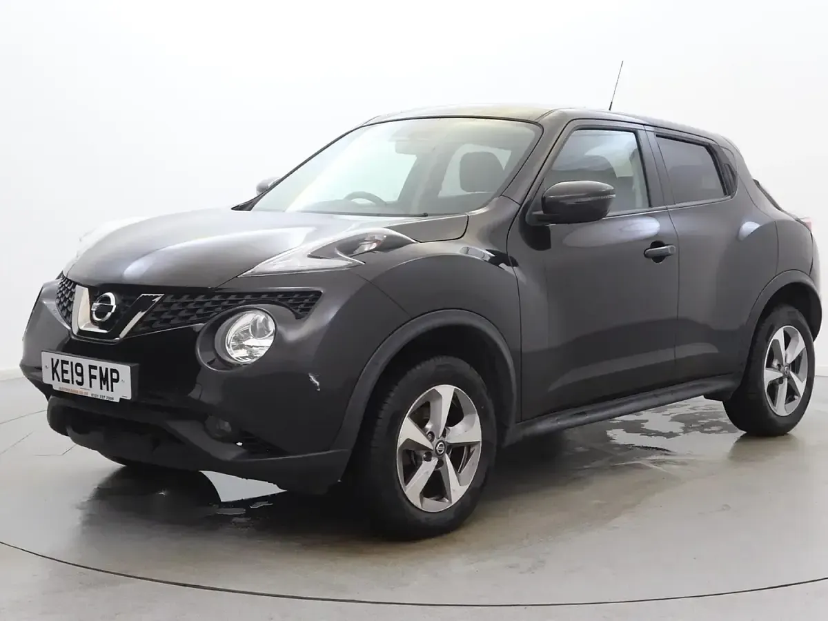 Used Nissan Juke Acenta 112 HP (82 kW) 2019 Black SUV