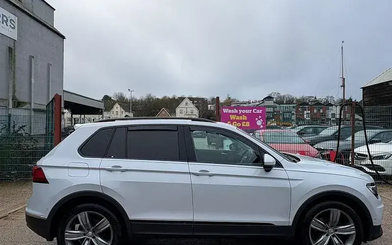 Second-hand VW Tiguan SEL 150 CP (110 kW) 2020 SUV