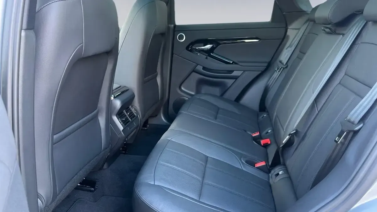 Used Land Rover Range Rover evoque SE Dynamic 2025 Silver SUV
