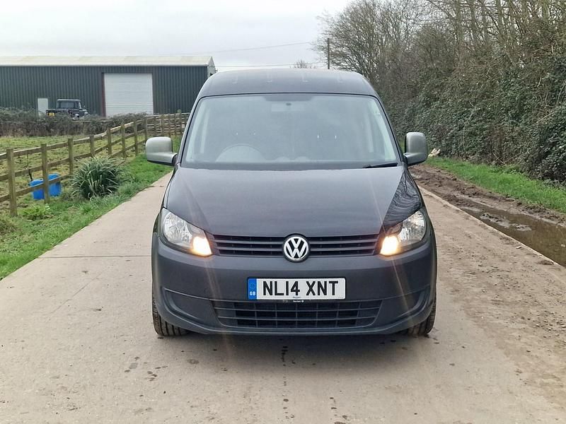 Used VW Caddy Startline 75 HP (55 kW) 2014 Black MPV