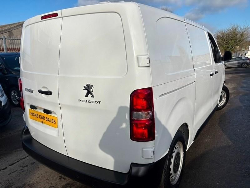 Used Peugeot Expert 2019 White Van