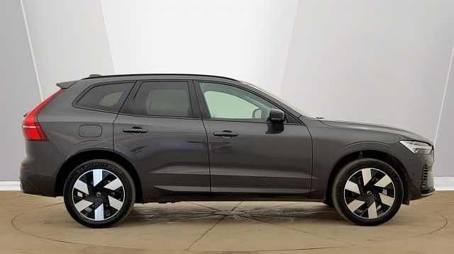 Used Volvo XC60 Ultra 449 HP (330 kW) 2025 Grey SUV