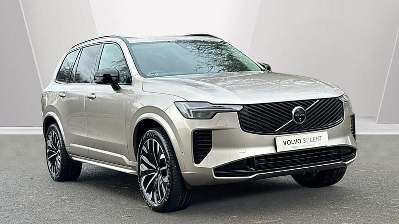 Used Volvo XC90 Ultra 250 HP (183 kW) 2025 Gold SUV