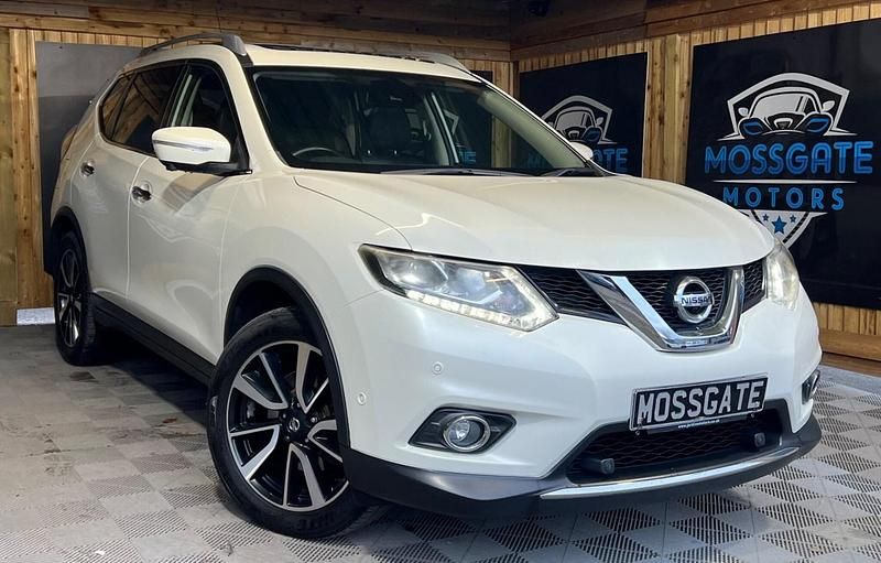 Used Nissan X-Trail Tekna 2016 White SUV