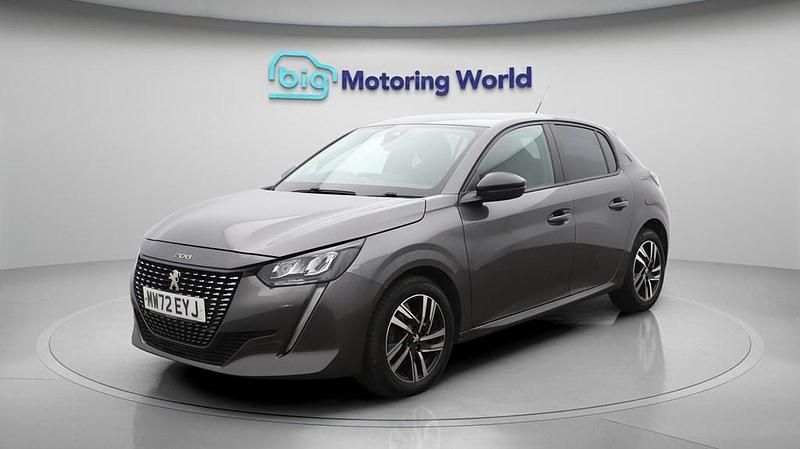 Used Peugeot 208 Active+ 100 HP (73 kW) 2023 Grey Hatchback