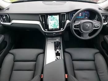 New Volvo V60 Ultra 197 HP (144 kW) 2025 Black Estate